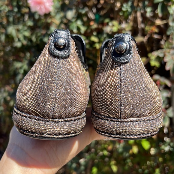 Stuart Weitzman sparkly metallic look slip. - Picture 4 of 17